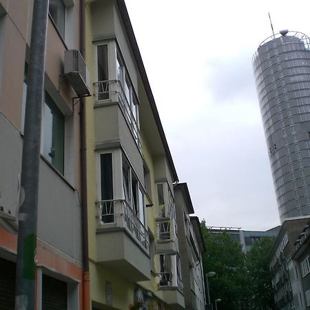 Schoenes Apartment In エッセン エクステリア 写真
